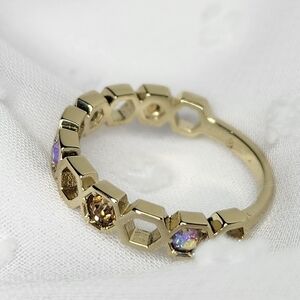 Womens Size 6 Honey Comb Gold Plating Yellow and Purple Diamond Ring